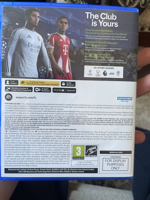 Продаю FC26 состояние идеально