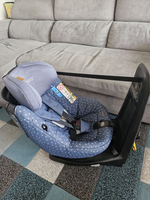 Бебешко/ детско столче за кола Maxi Cosi Axissfix