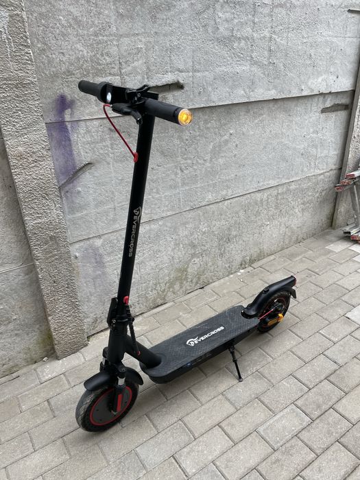 Vind trotinetă electrică EVERCROSS.