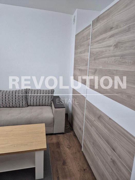 Дава се под наем Едностаен апартамент в Варна, Владислав Варненчик - 54 кв.м за 350 € - Снимка #2