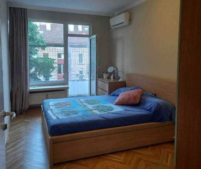 Четиристаен апартамент под наем в кв. Крива река