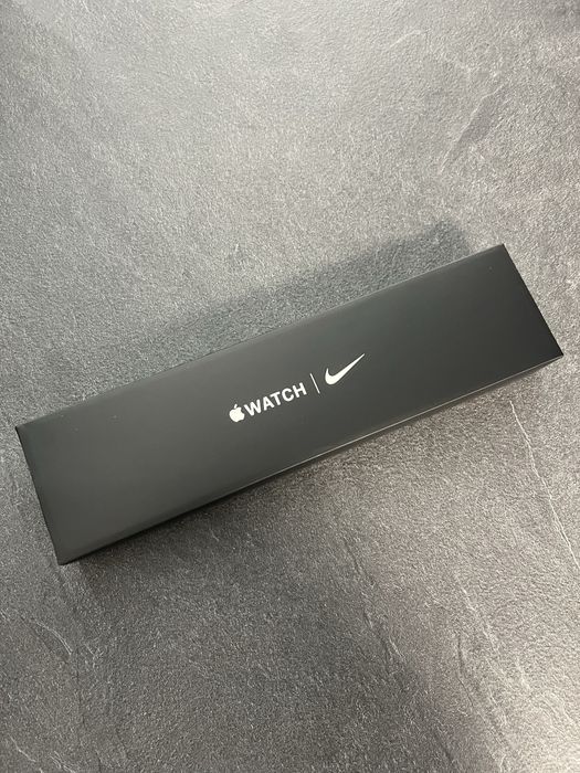 Apple Watch Series 7 Nike edition