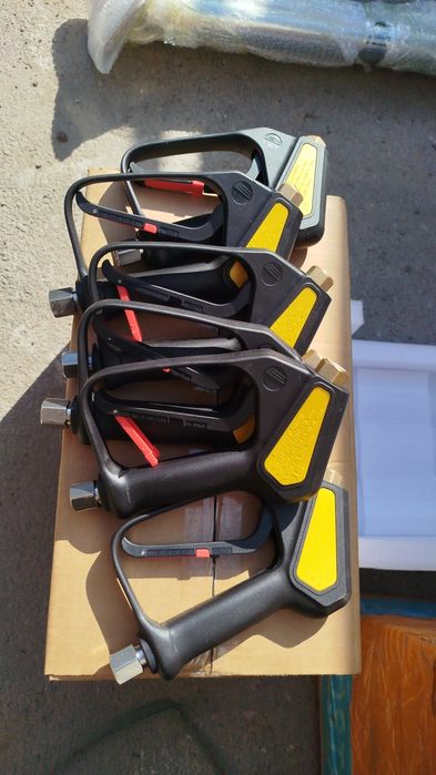 Самообслуживания мойка запчасти