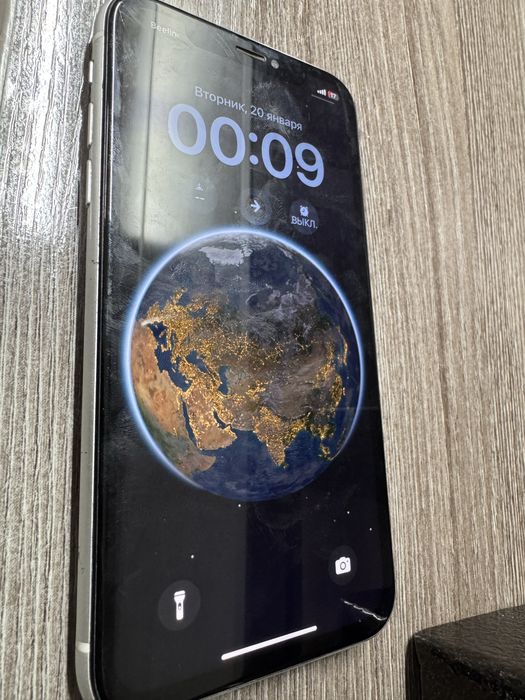 Продам iphone Xr