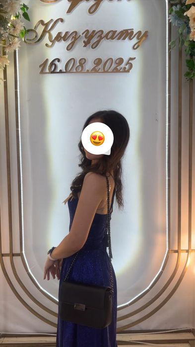 Продам  платье !звоните пишите