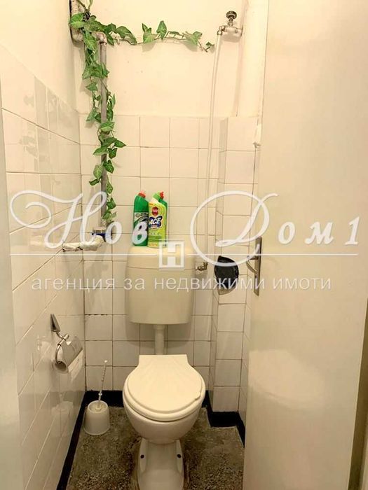 Продава се Многостаен апартамент в Варна, Център - 94 кв.м за 1985 €/кв.м - Снимка #12