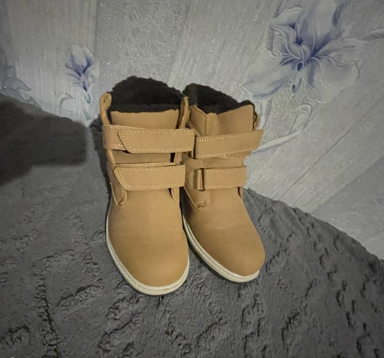 Ботинки Зимние. 36 размера