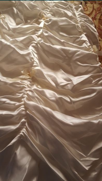 Свадебные платья