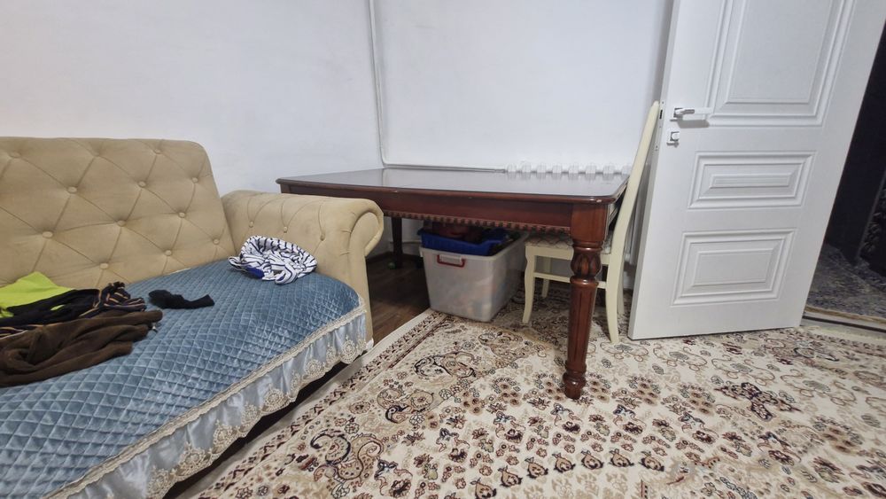 Продам стол из настоящего дерева