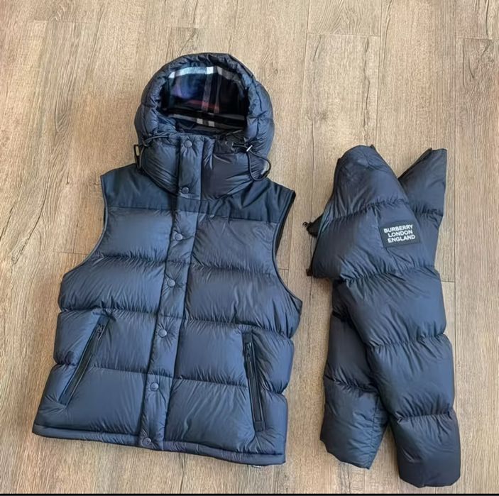 Куртка BURBERRY со сьемными рукавами