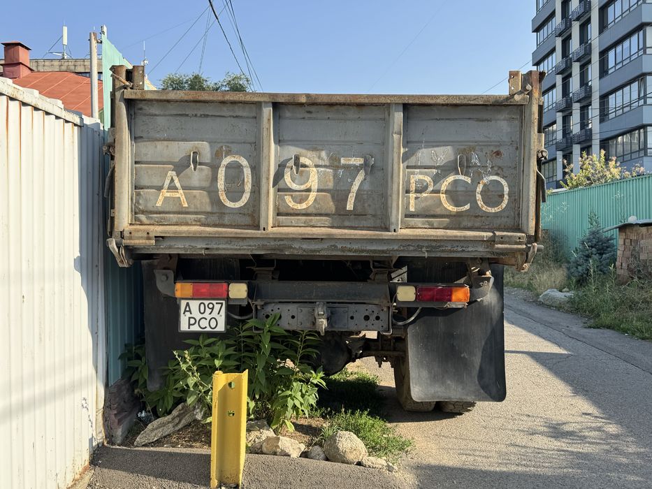 Самосвал Зил 130