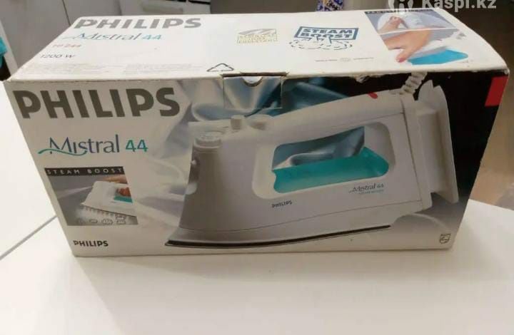 Утюг Philips Mistral 44 Steam Boost
