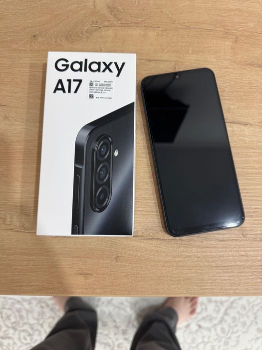 Продам Samsung A17 256gb