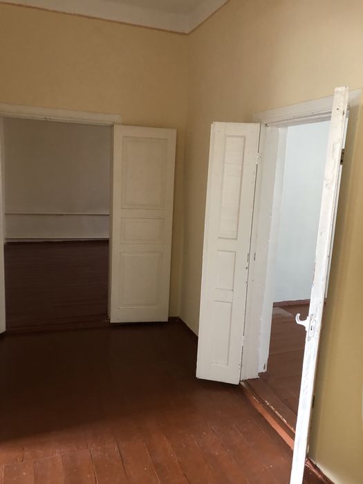 Ховли Уй сотилади