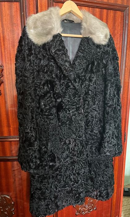 Haina de astrahan vintage