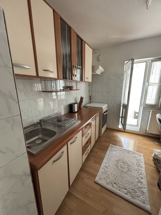 Apartament cu 2 camere de închiriat