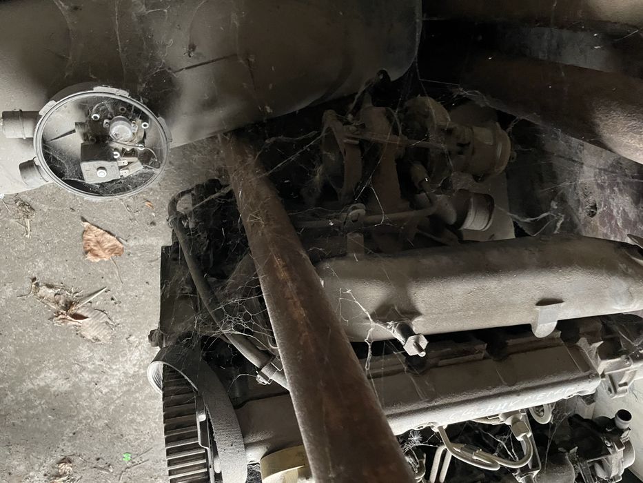 Двигател  за рено меган сценик /renault megane scenic  1.9