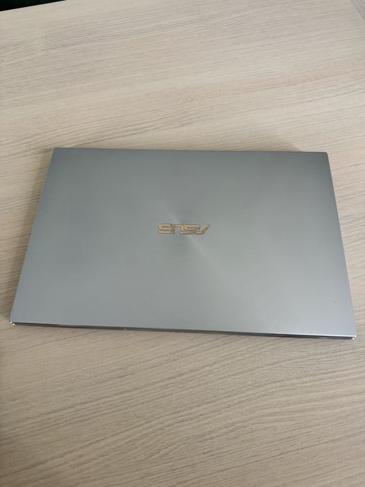 Laptop asus zenbook