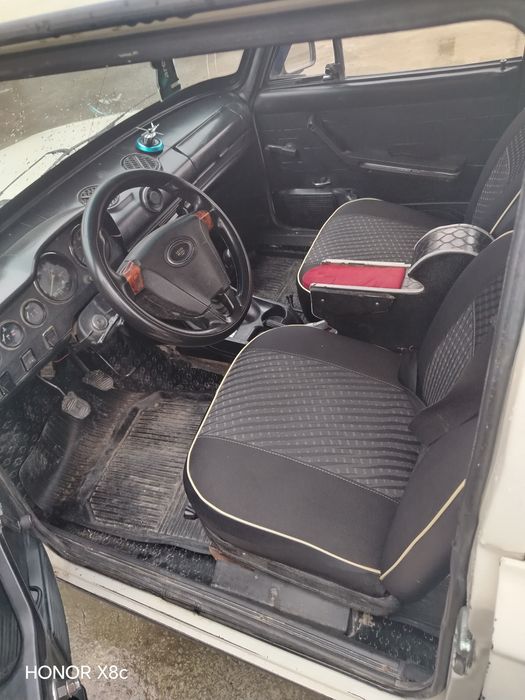 Vaz 2106 sotiladi 1983 yil gaz 75 tali 2034 yilgacha