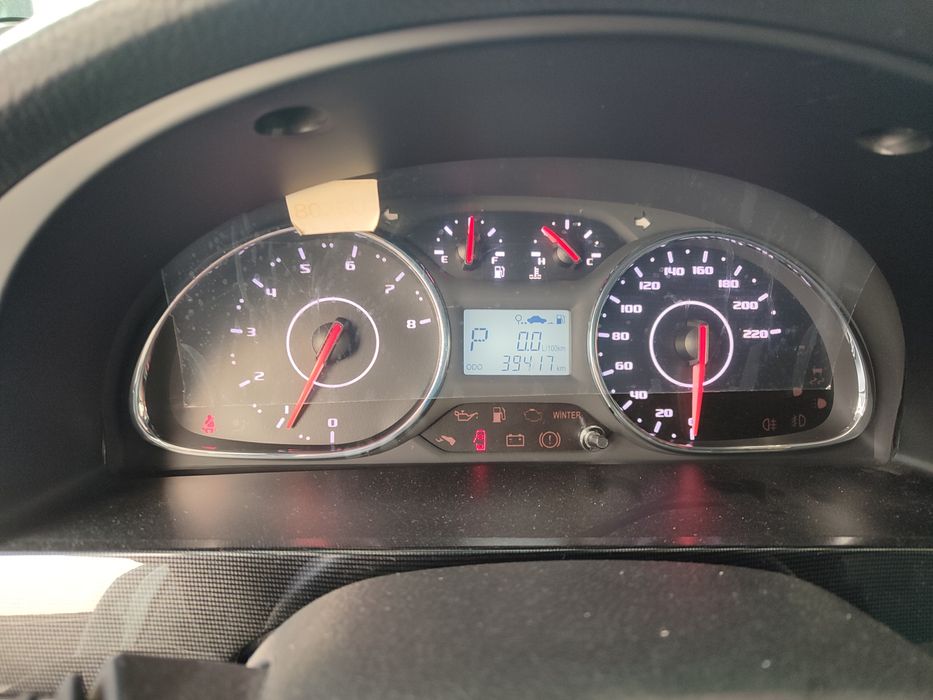 Gentra avtomat sotiladi