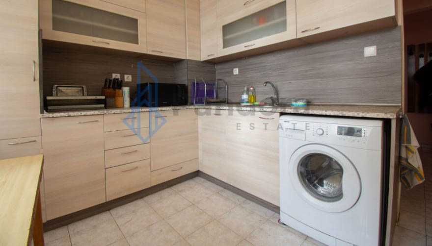 Дава се под наем Тристаен апартамент в София, Банишора - 100 кв.м за 525 € - Снимка #1