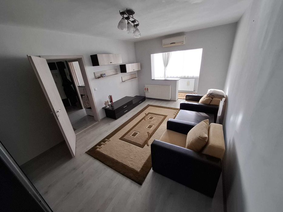 Vand apartament decomandat 2 camere - etaj 1 / 4