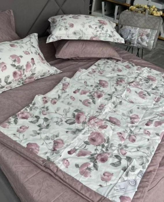 Продам постельное белье с одеялом