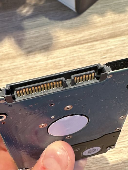 Жесткий диск Hitachi 320GB 2,5 HDD