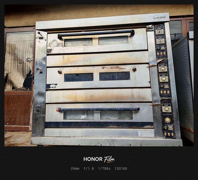 Pechka uy va biznes uchun. Xolati yaxshi