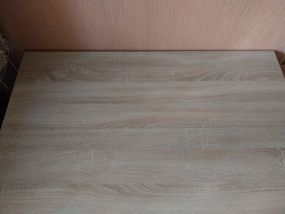 Ново боро,ТВ шкаф и дървена маса за хранене