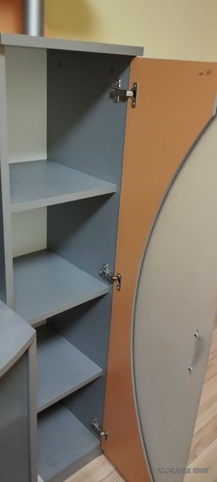 Продавам холна секция