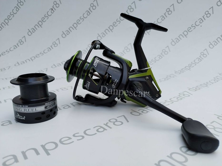 Mulineta feeder EAST SHARK ISTINCT 4000 0,25 / 250m