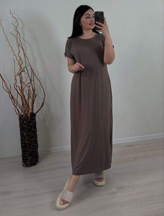 Продам платье материал холодок