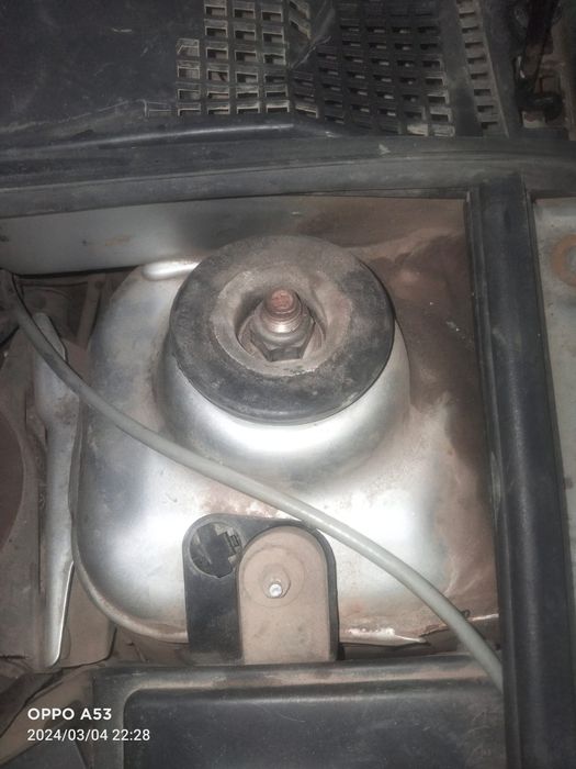 ларгруз машинасы сатылады.