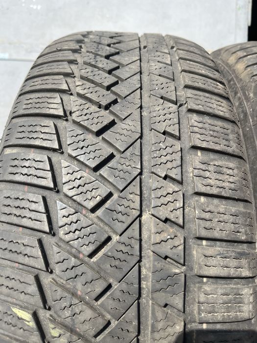 2 бр. зимни гуми 215/55/17 Continental DOT 2019 5 mm