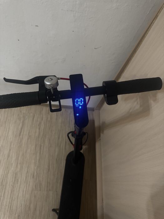 Электросамокат продам