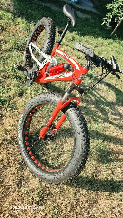 Fatbike YILONG 26x4.0 Full Suspension, cadru 17", frâne pe disc – stare bună