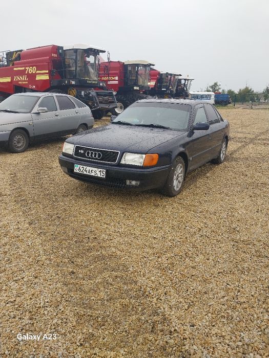 Продам ауди 100 с4