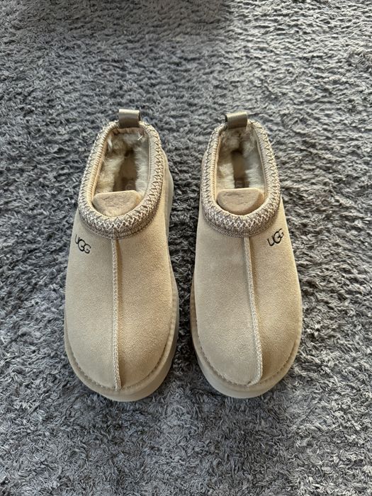 UGG Tasman Platform Slippers Cream