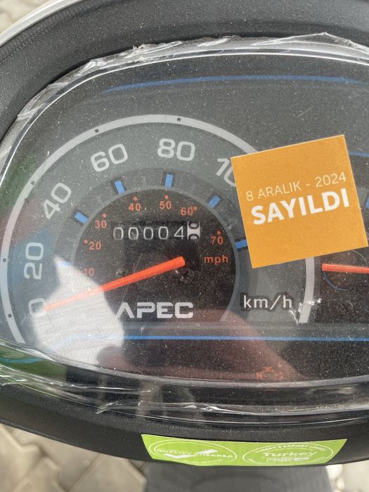 Inchiriez Scuter Moto 125 Chirie / Scooter Rent Moto 125 [NEW] Curier