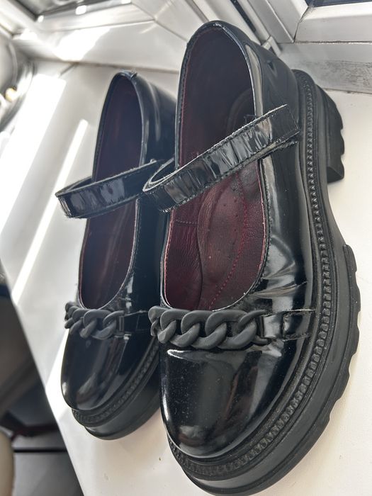 Туфли школьные на девочку