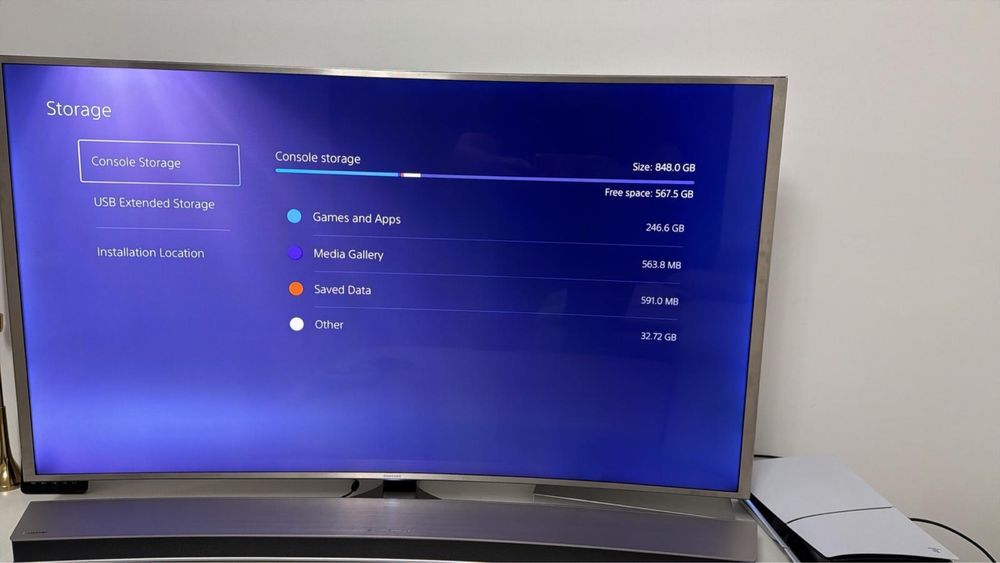 PlayStation 5 Disc Edition + 2 controllere