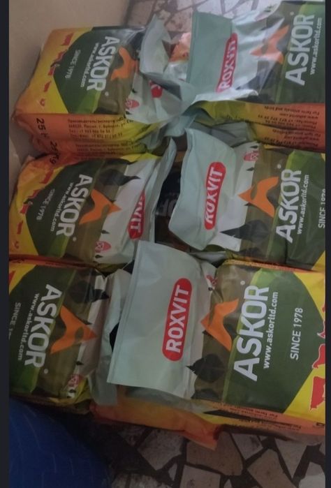 Премикс Аскор (Askor ROXWIT) для откорма быков, баранов и лошадей.