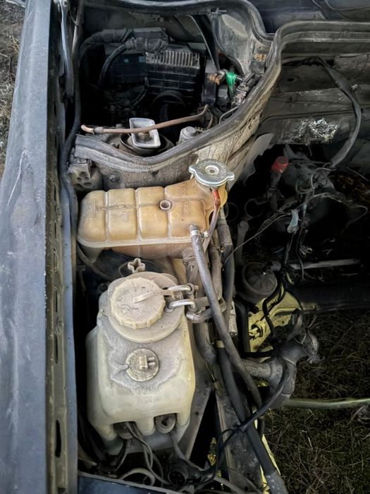 Мерседес 124 е230