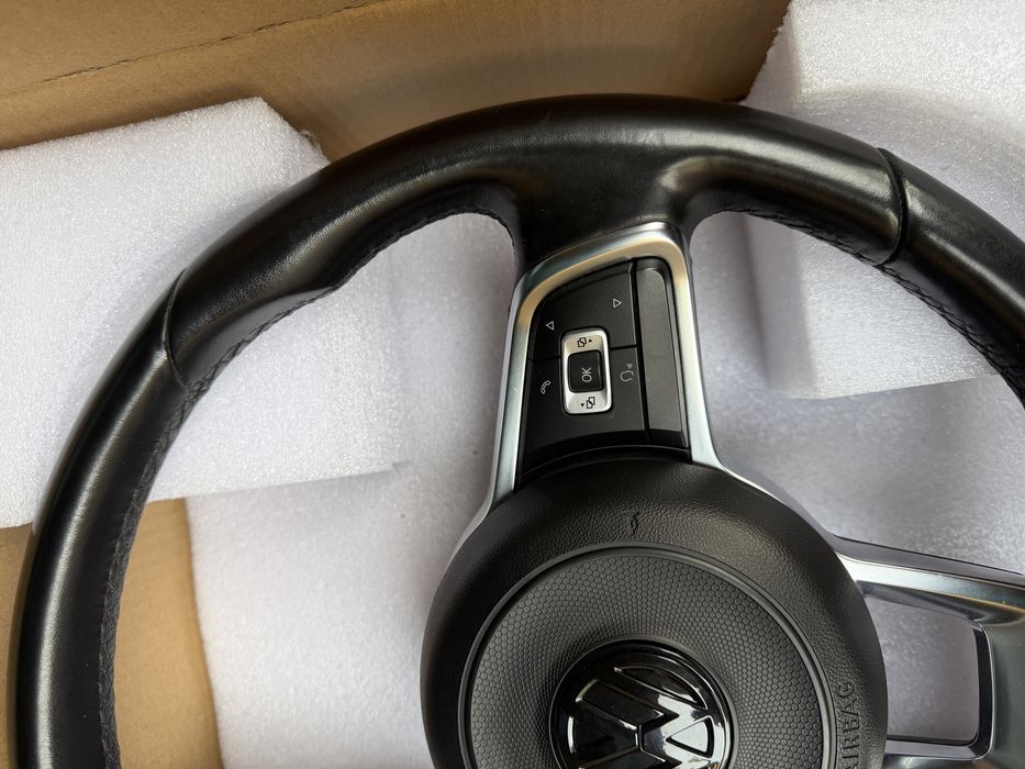 Продам руль от поло седан бу