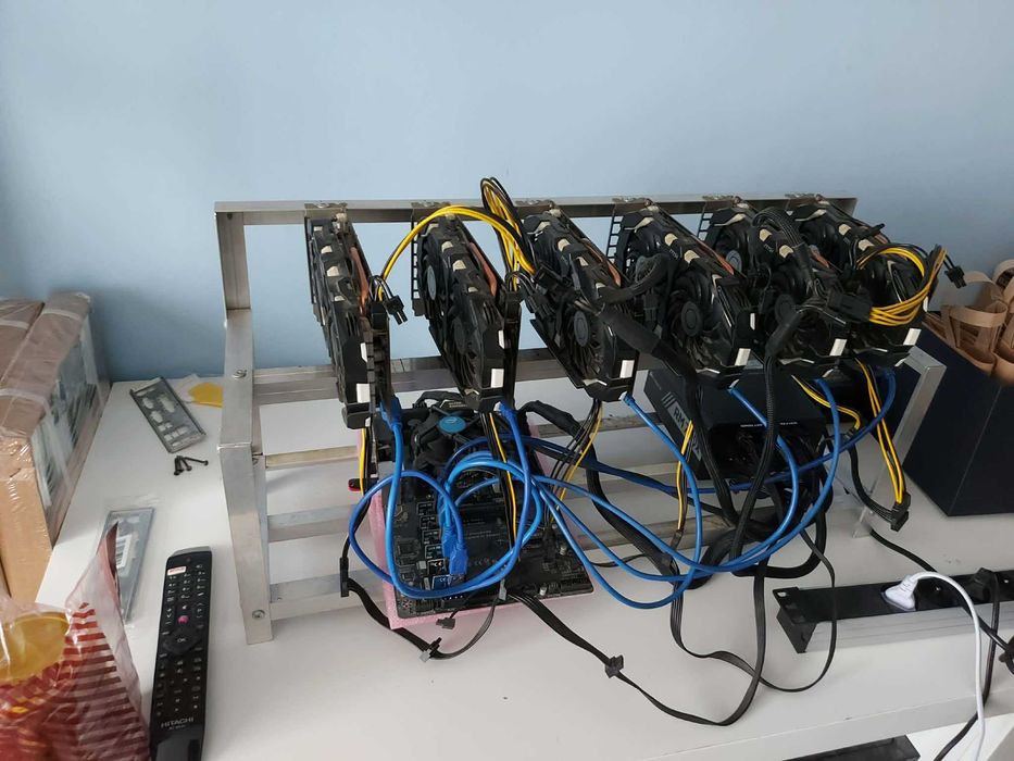 Две копачки за крипто