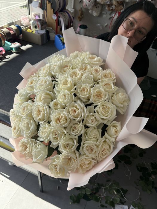 Продам букет из 51 пионовидной розы