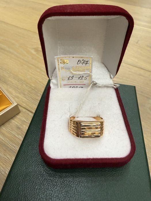 Печатка мужская золото