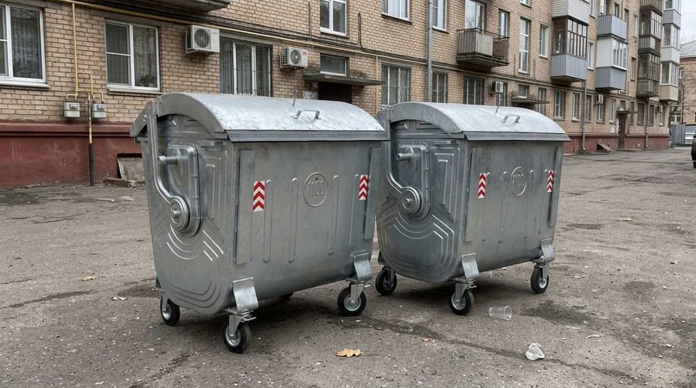 Мусорный контейнер 1100 л из оцинкованного металла