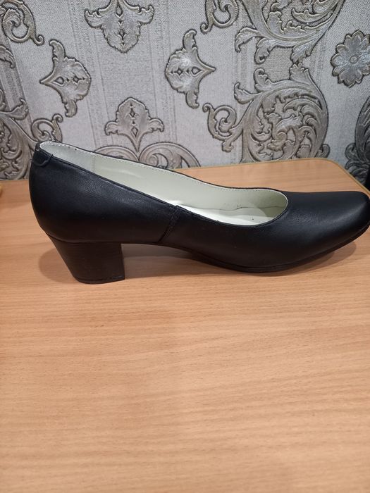 Туфли женские черные